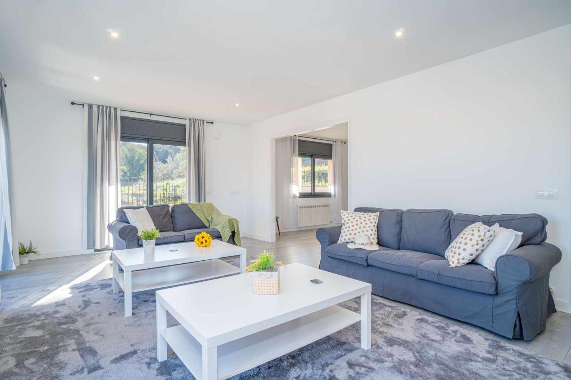 Jouvacations Villa Domenec Фигерас Екстериор снимка