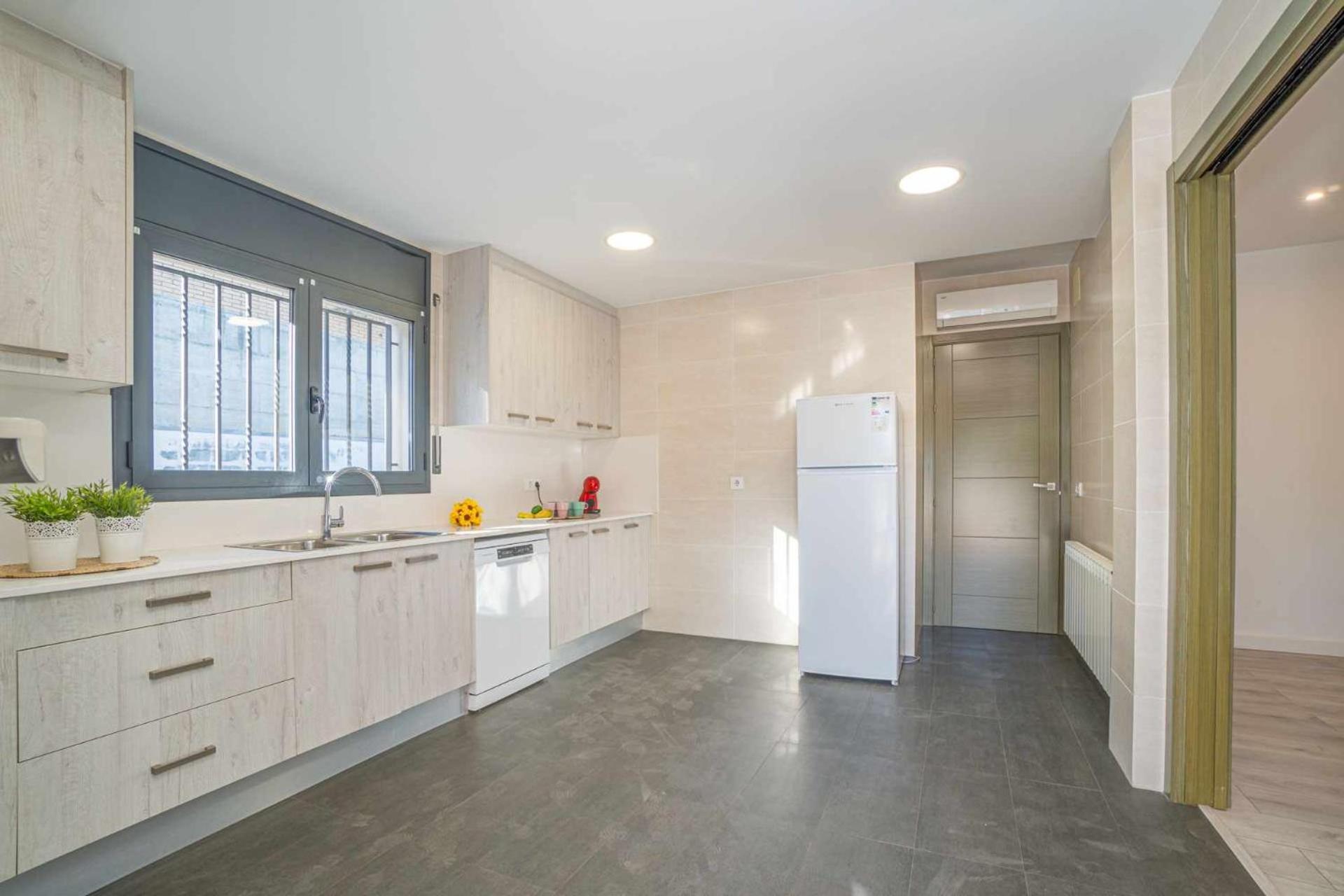 Jouvacations Villa Domenec Фигерас Екстериор снимка
