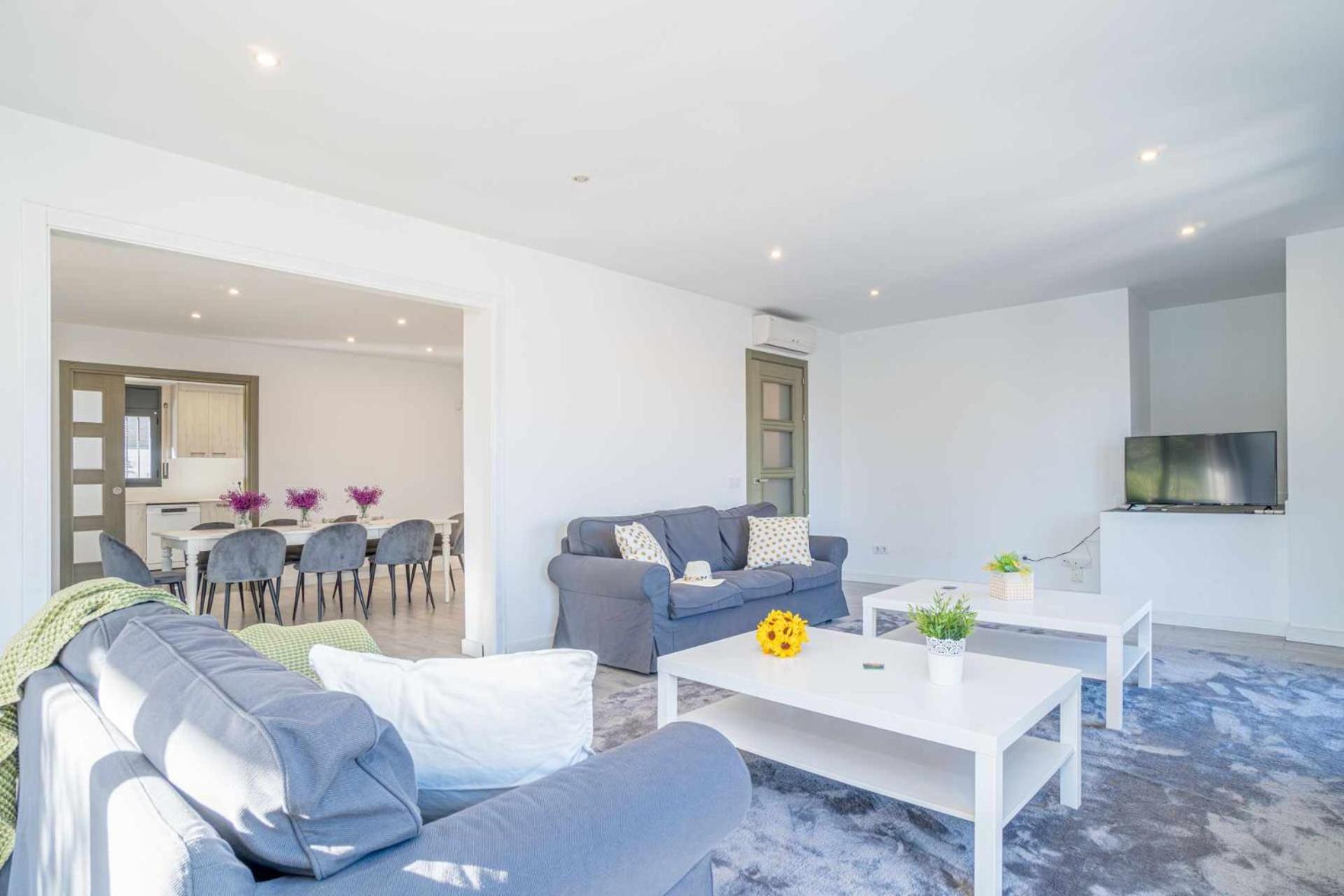 Jouvacations Villa Domenec Фигерас Екстериор снимка