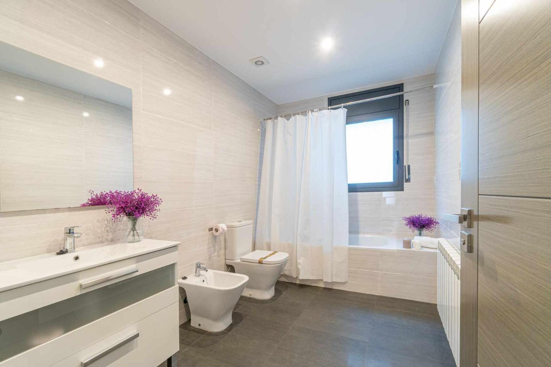Jouvacations Villa Domenec Фигерас Екстериор снимка